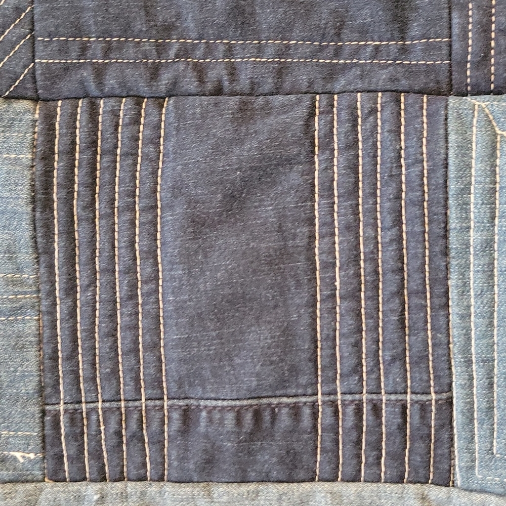 HAND CRAFTED Rag Quilt UPCYCLED Denim Blue Jeans Owl Cotton Fabric 55"x 41" - Picture 16 of 16